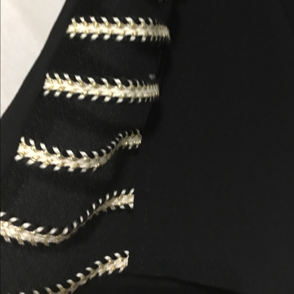 Black Top - Picture 3 of 4